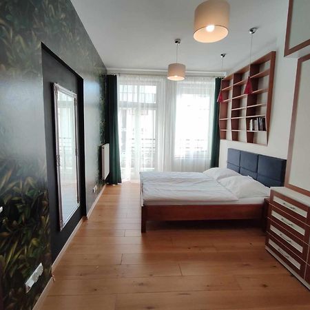 Apartament Przy Galerii Forum Gliwice Witkiewicza Exteriér fotografie